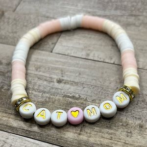 CAT MOM Heishi bead bracelet new with tags NWT Mother’s Day bohemian trending